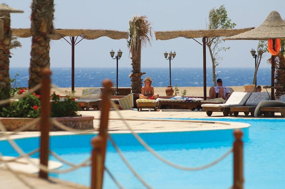 Bliss Nada Beach Resort Marsa Alam Esterno foto